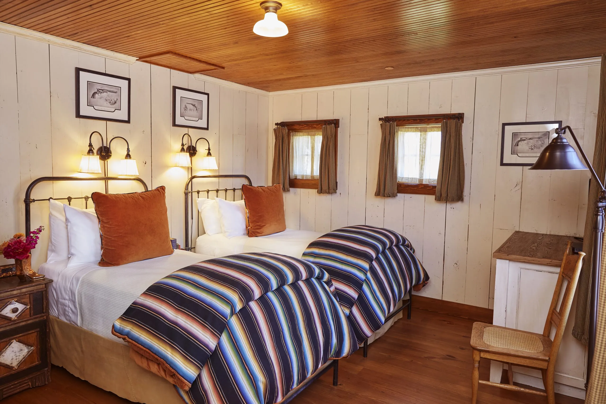 Cabin bedroom with two single beds